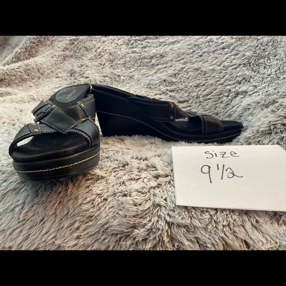 Aerosoles Black Sandals